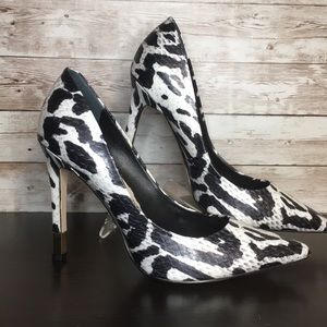 Pointed Toe Heels - Size 7.5